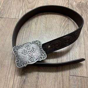 Elegant brown Leather Belt with Intricate Silver Buckle